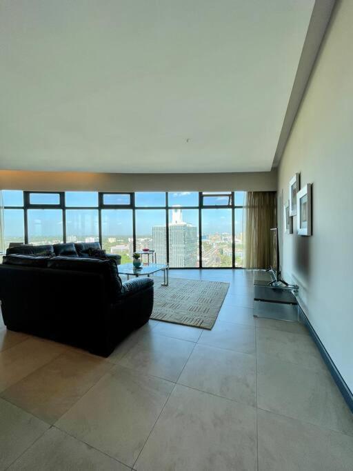 City View Apartment Nestled In The Heart Of Nbo Nairobi Eksteriør billede