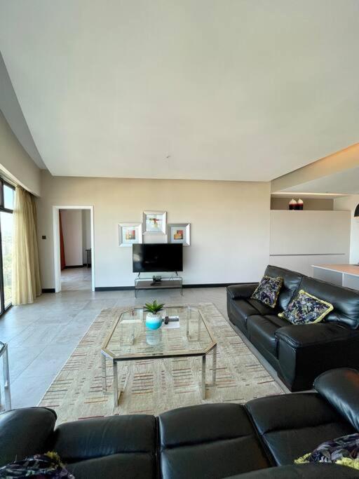City View Apartment Nestled In The Heart Of Nbo Nairobi Eksteriør billede