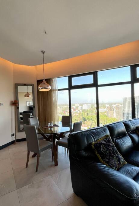 City View Apartment Nestled In The Heart Of Nbo Nairobi Eksteriør billede